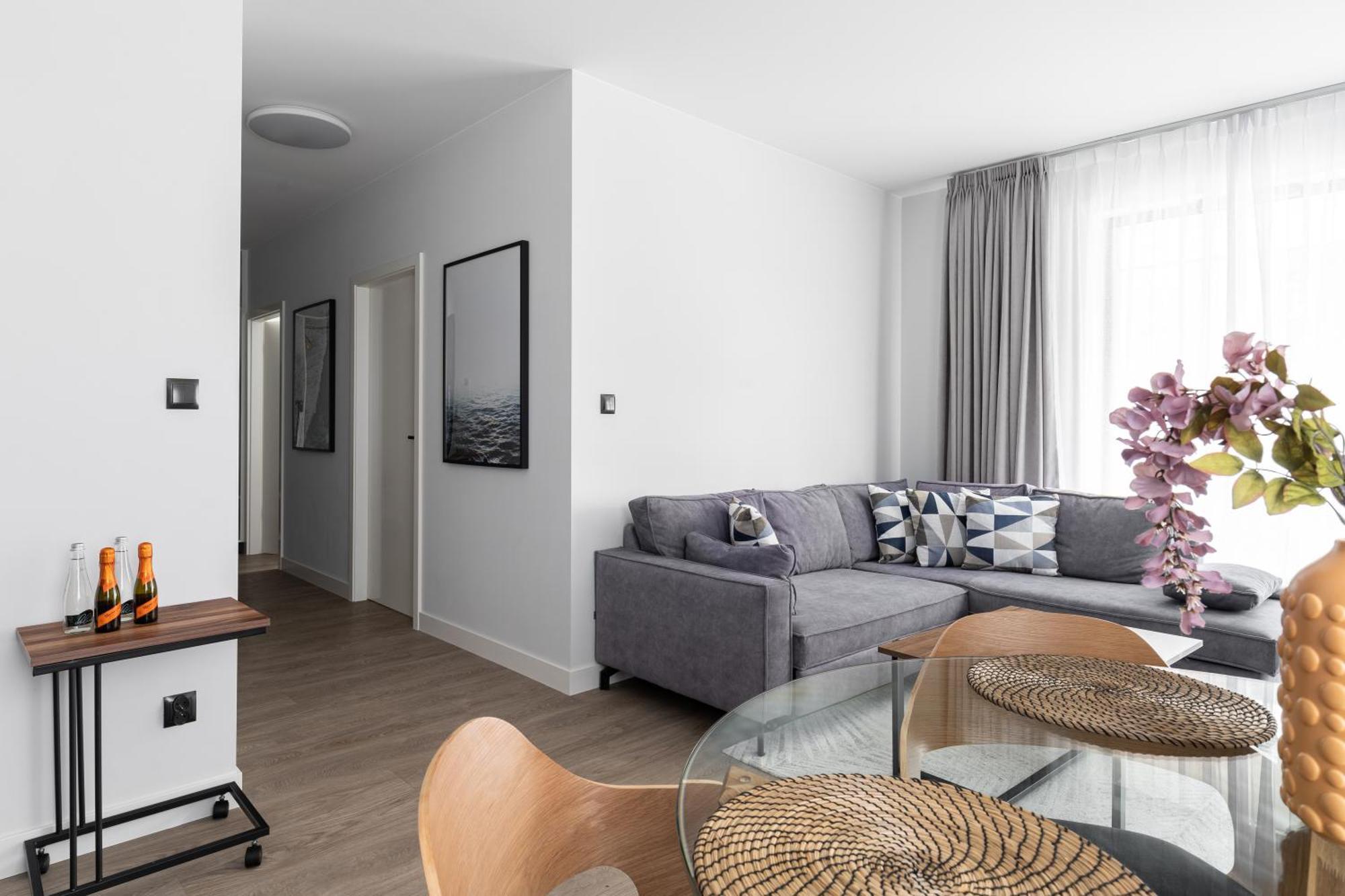 Scala City Center Premium Apartments With Parking By Lion Apartments Гданьск Экстерьер фото